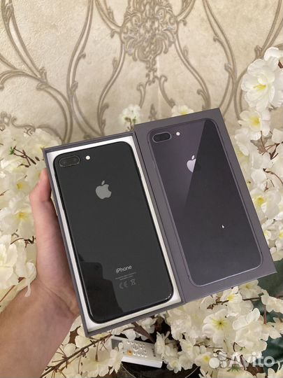 iPhone 8 Plus, 64 ГБ