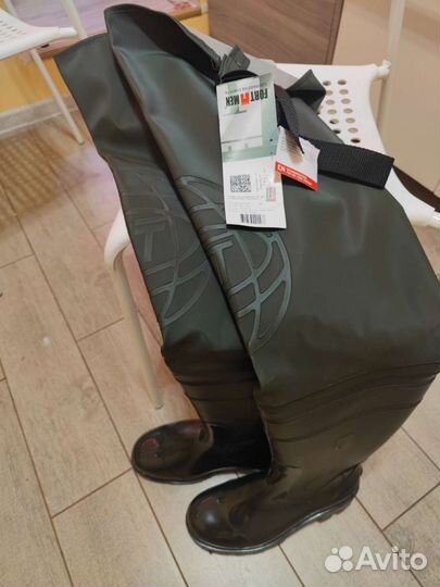 Сапоги высокие р42