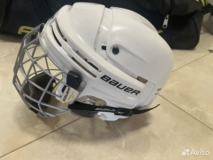 Хоккейный шлем bauer