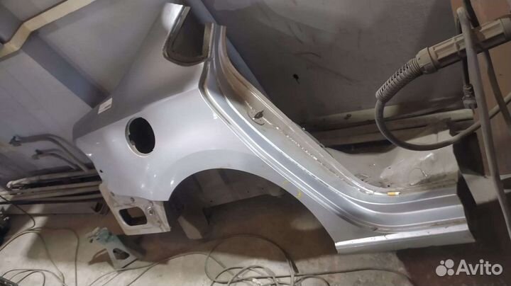 Крыло заднее правое vw polo