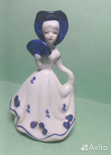 Статуэтка колокольчик 