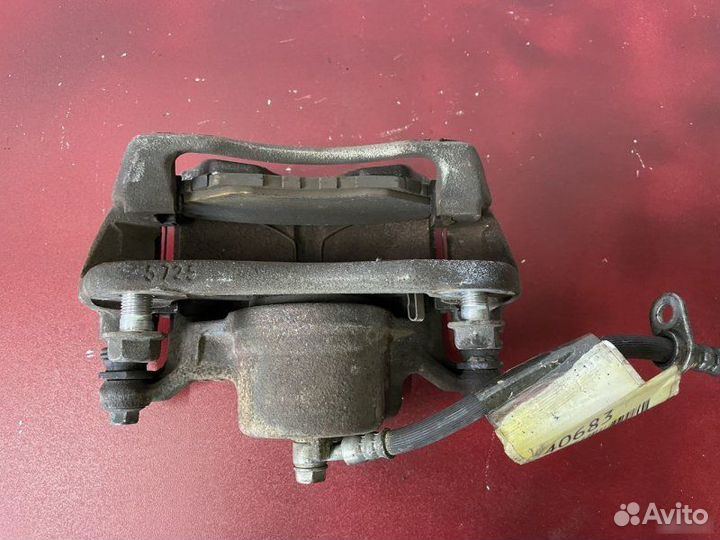 Суппорт передний левый Honda Stepwgn RK1 RK5 RK2