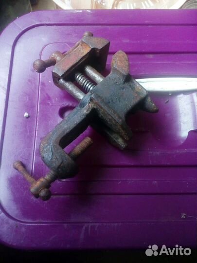 Тиски, струбцина, болторез