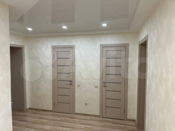 3-к. квартира, 101,7 м², 8/10 эт.