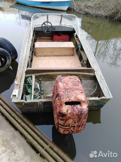 Лодка Прогресс 4 с мотором