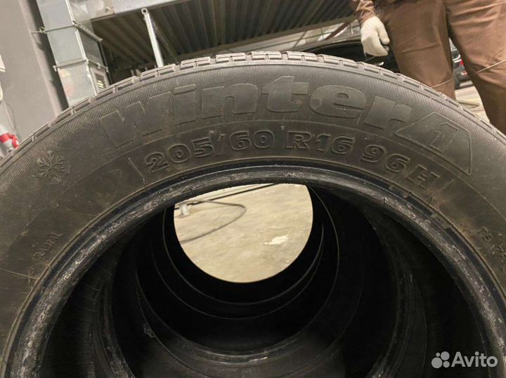 Tigar Winter 1 205/60 R16 96H