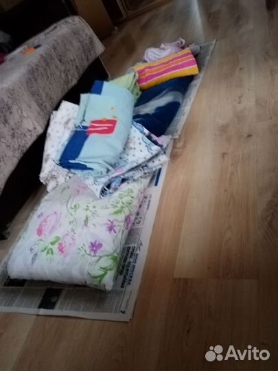 Принадлежности постельные