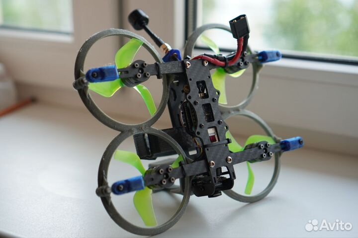 Fpv квадрокоптер + пульт + акб