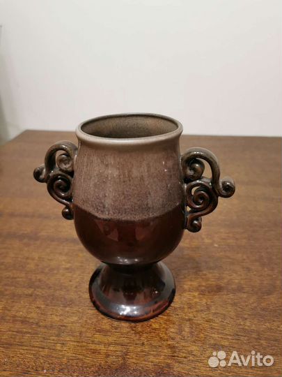 Глиняный кувшин