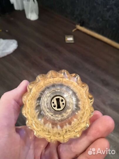 Потолочный точечный светильник