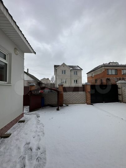 Дом 165 м² на участке 8,5 сот.