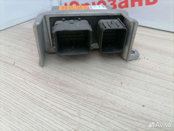 Блок SRS Ford Focus 1