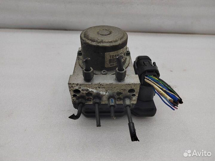 Блок ABS Nissan Juke YF15 F15 2012 476601KK2A