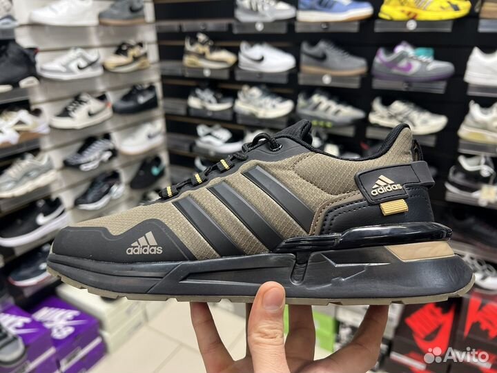 Кроссовки мужские Адидас новые весенние 45 размер