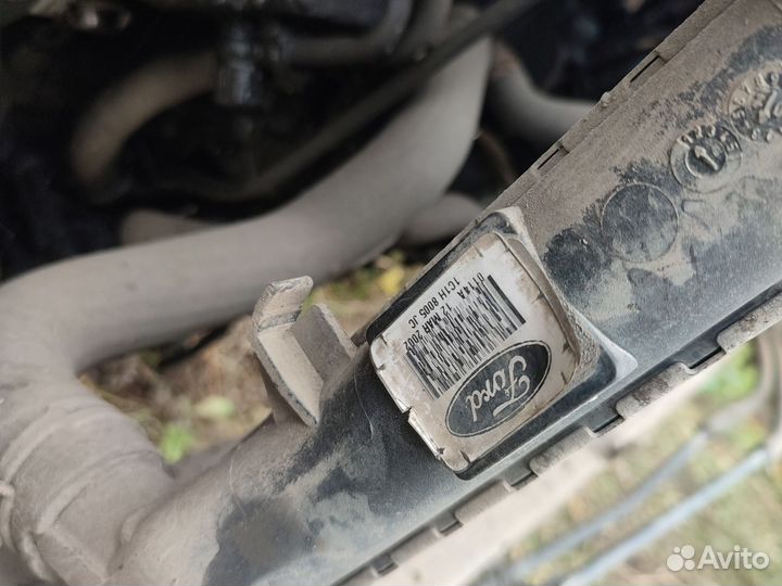 Форд Транзит радиатор охлаждения