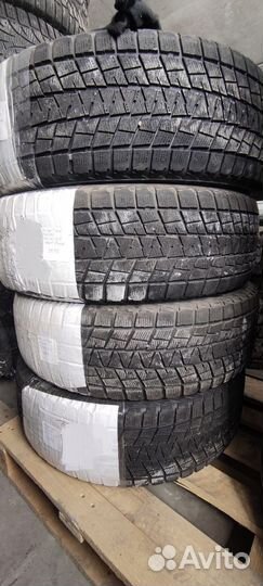 Bridgestone Blizzak DM-V1 235/65 R18