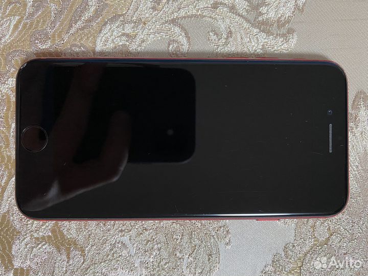 Телефон iPhone 8