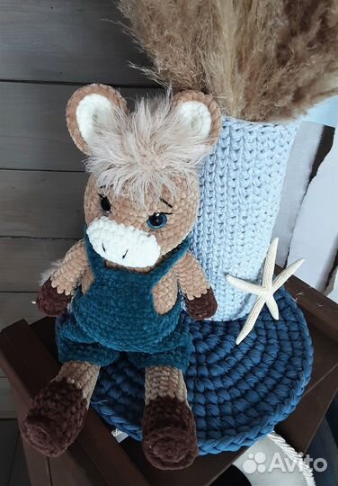 Лошадка вязаная/игрушки ручной работы