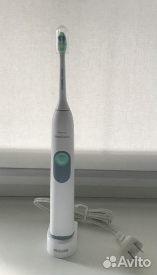 Новая эктрическая зубная щетка philips sonicare