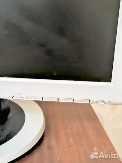 Монитор 19 дюймов бу