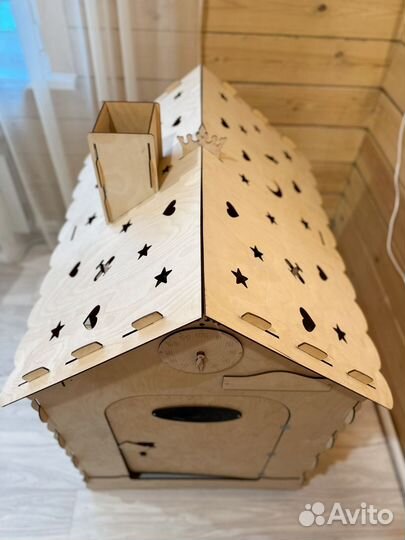 Детский игровой домик из дерева