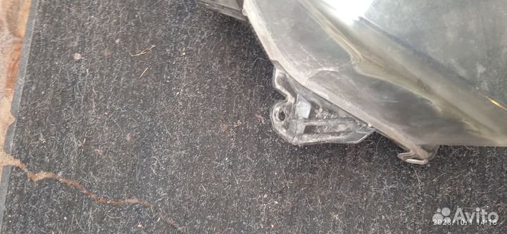 Opel astra h фара правая левая