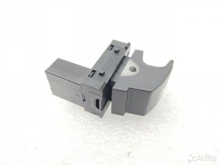 Кнопка стеклоподъемника задняя левая Volkswagen