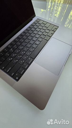 Apple MacBook Pro 14 M1 Pro 16 Gb 512 Gb