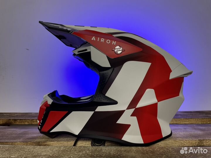 Кроссовый шлем Airoh Twist 2.0 Red Matt