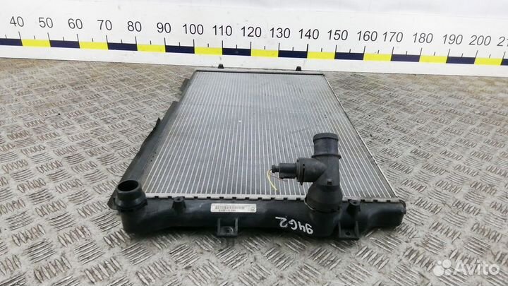 Радиатор системы охлаждения на Volkswagen Touran