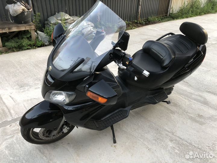 Максискутер Suzuki Burgman 650