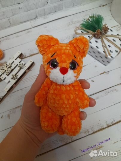 Вязаные игрушки (зайчата, котята, олененок)