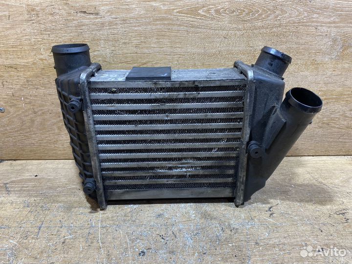 Интеркулер Audi A4 B6 2,5 Арт. 128466