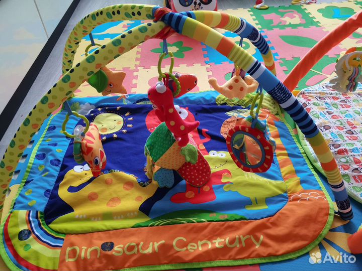 Погремушки, развивающие коврики