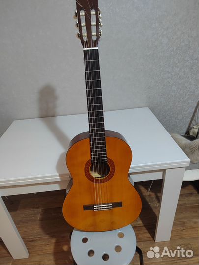 Гитара yamaha c40