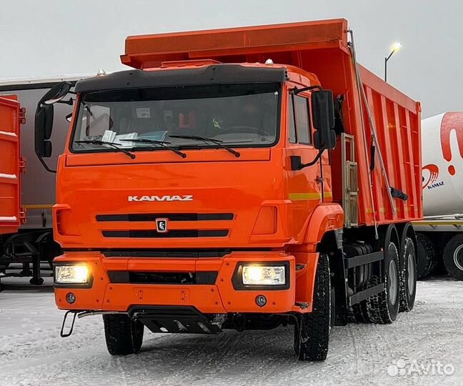 Водитель камаза самосвал
