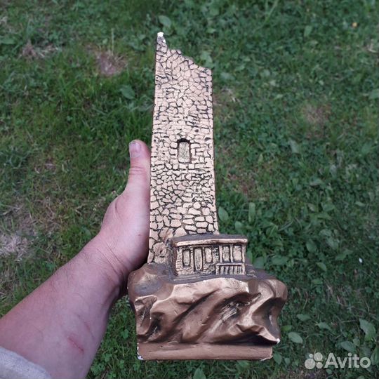 Башня в аквариум