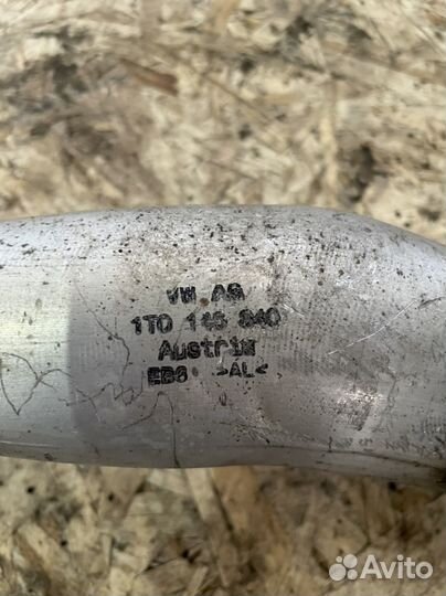 Патрубок интеркулера VW Tiguan, двигатель 1.4 tsi