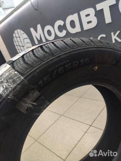 Tracmax X-Privilo S130 215/65 R16 98H