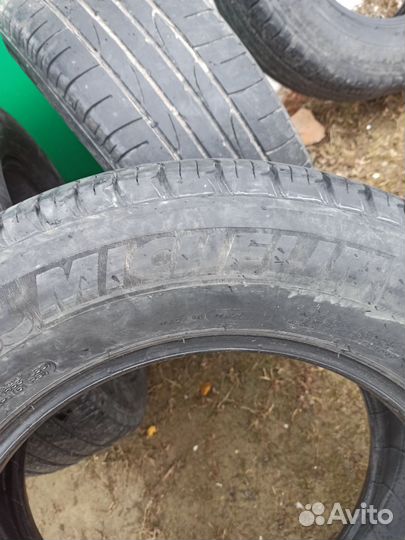 Michelin Latitude Tour HP 215/65 R16