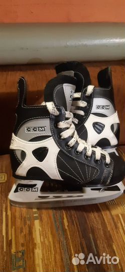 CCM 52 коньки хоккейные детские 33 размер
