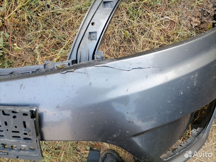 Продаю бампер от киа рио 3