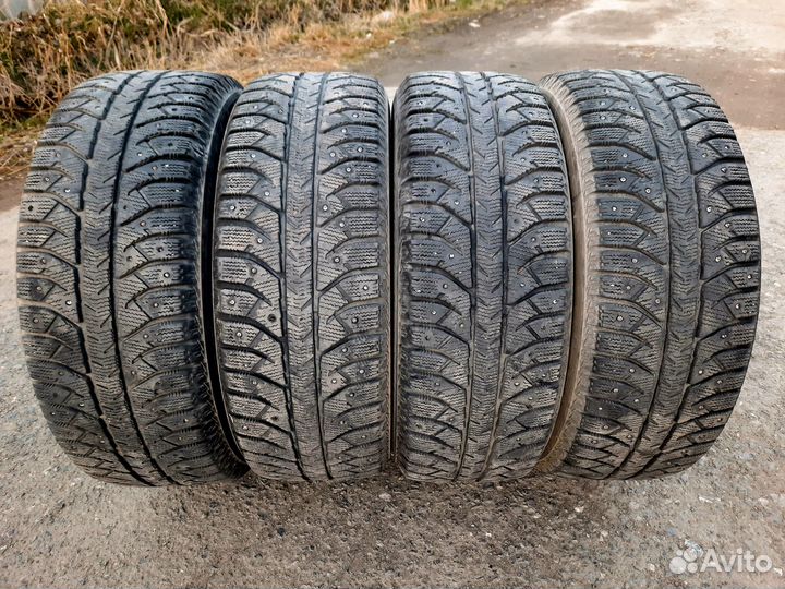 Bridgestone Ice Cruiser 7000 205/60 R16 92T