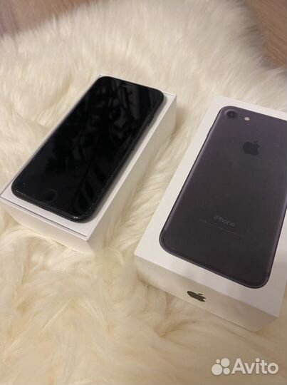 Телефон iPhone