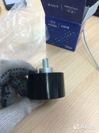 Ролик грм KIA Carnival(2.9),Bongo 3 (06) обводной