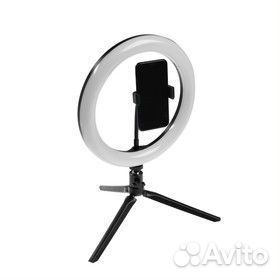 Светодиодная кольцевая лампа на штативе LuazON CB