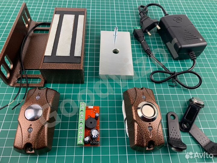 Контроль доступа электромагнитный замок