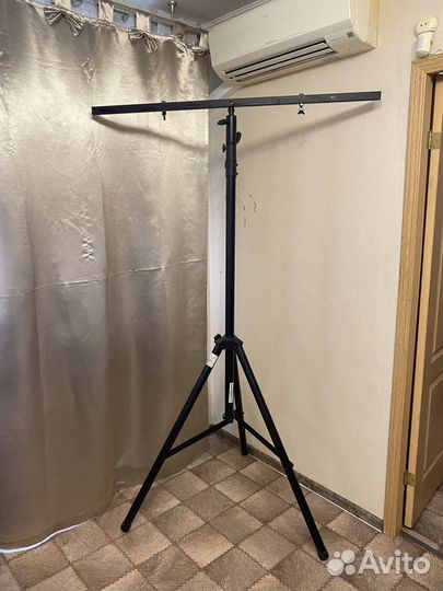 Стальной штатив для световых приборов