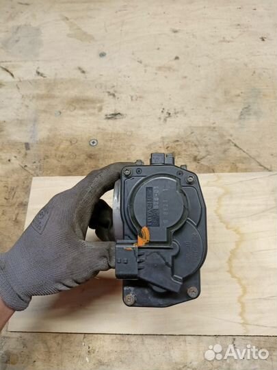 Дроссельная заслонка Subaru