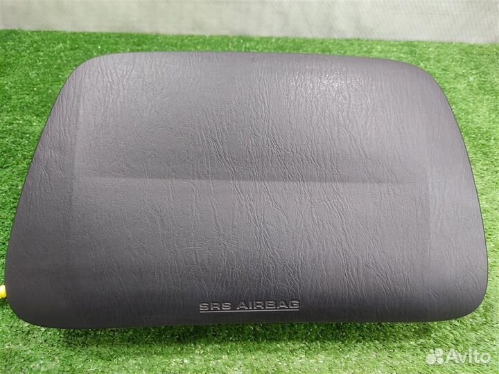 Подушка безопасности в торпедо Lexus RX300 (MCU15